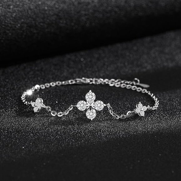 Moissanite Charm Bracelet 1.2ct Sterling Silver Cable Chain Gift Set NWT - Picture 1 of 7